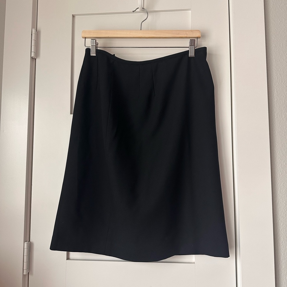Elegant Black Women's Skirt